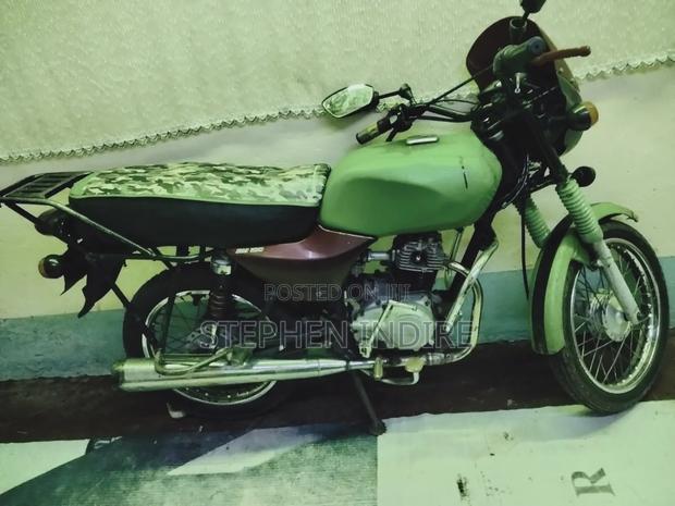 Bajaj Boxer 100 2017 Red - main view