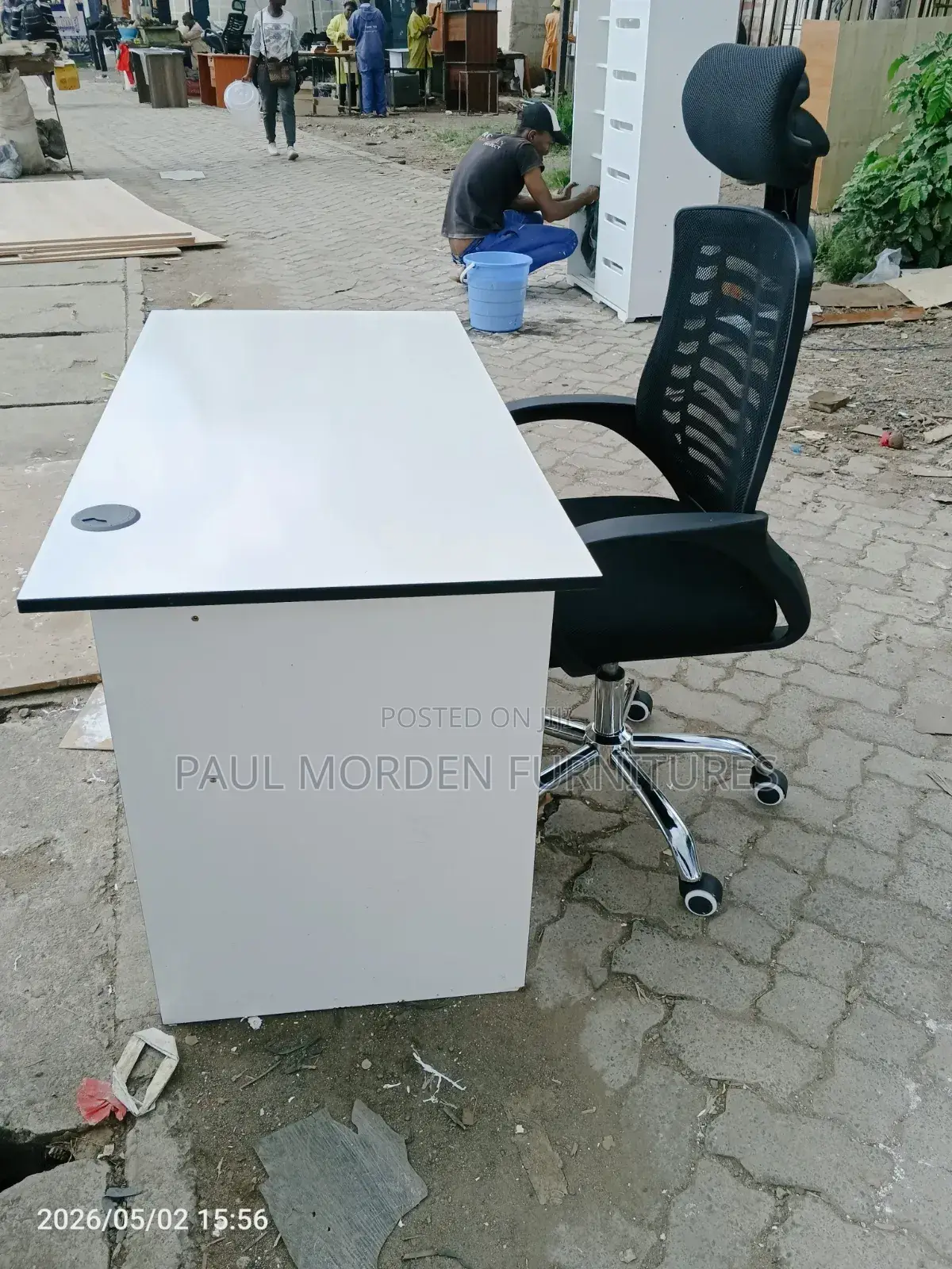Office Lockable Drawers Table
