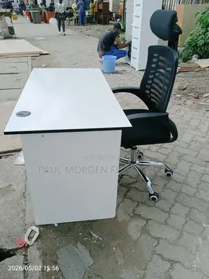 Office Lockable Drawers Table