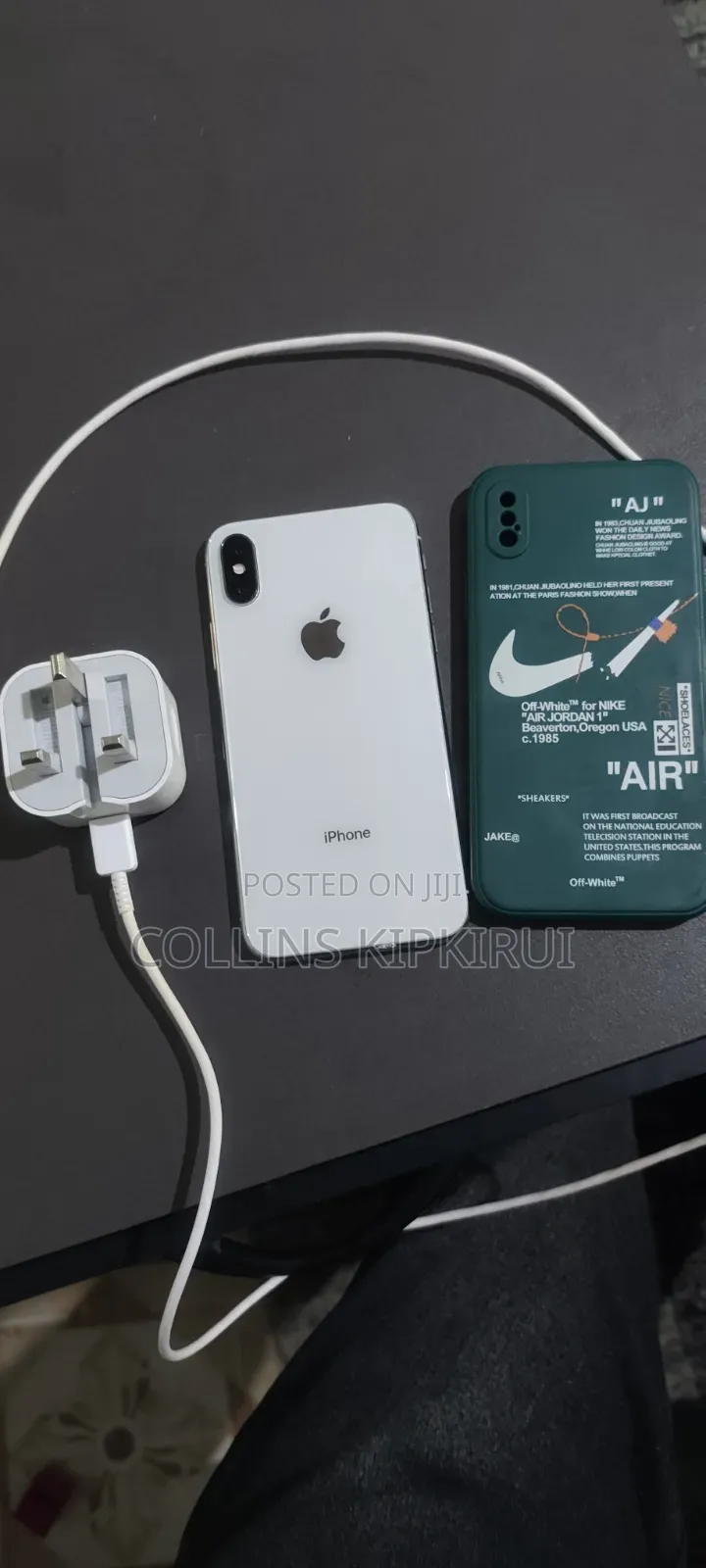 Apple iPhone X 64 GB White