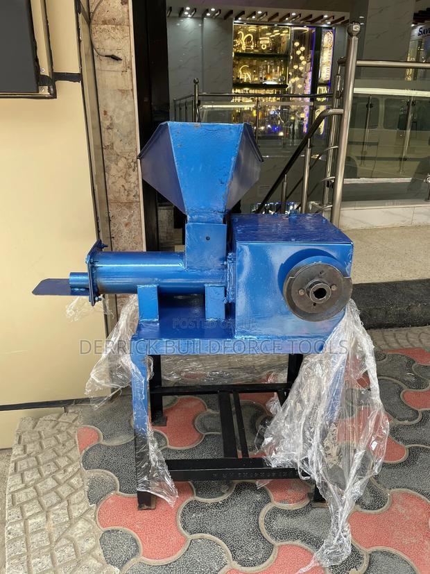 Charcoal Briquette Machine - thumbnail 2