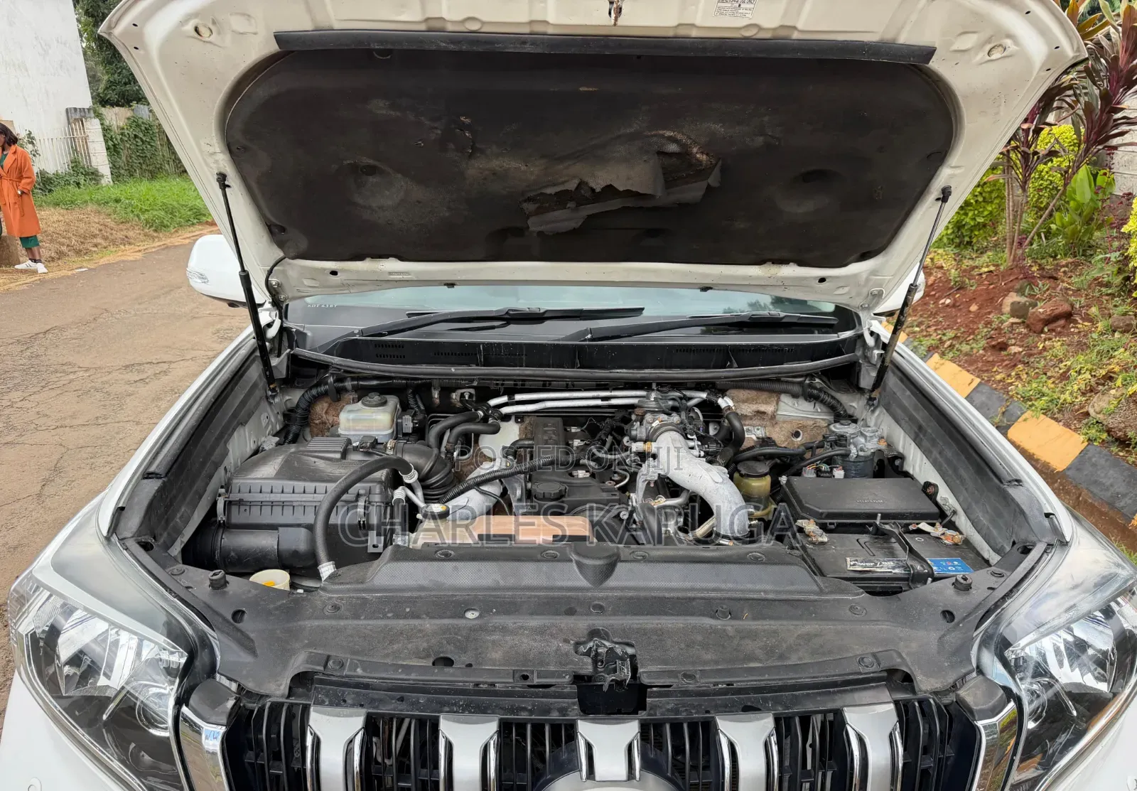 Toyota Land Cruiser Prado 2011 White
