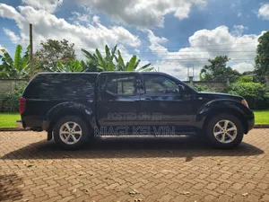 Nissan Navara 2007 Black