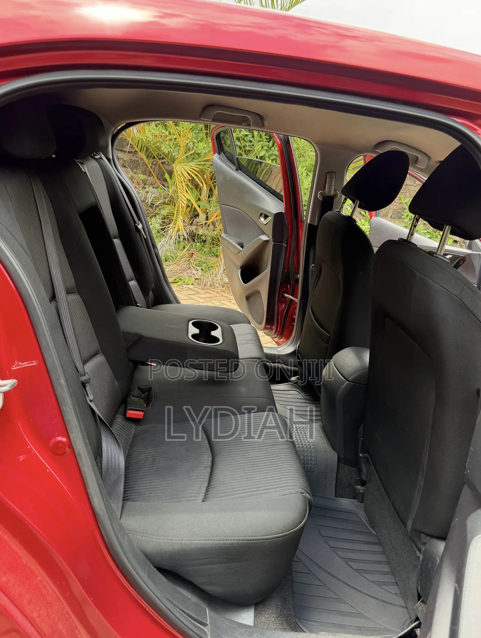 Mazda Axela 2015 Red