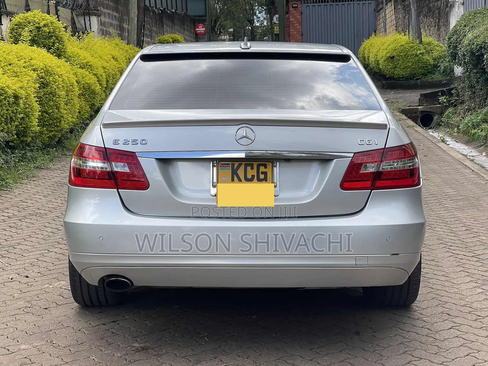 Mercedes-Benz E250 2010 Silver