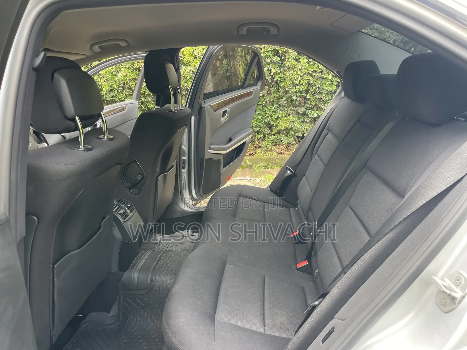 Mercedes-Benz E250 2010 Silver
