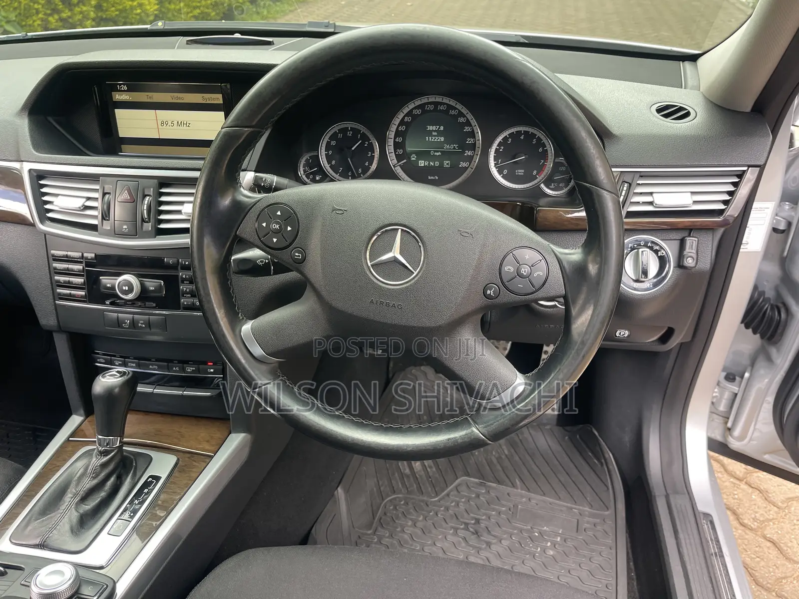 Mercedes-Benz E250 2010 Silver
