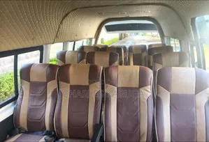 Toyota Grand HiAce 2014 White