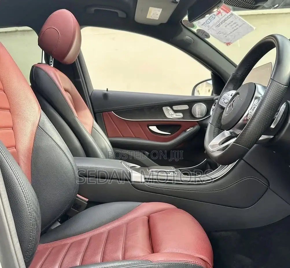 Mercedes-Benz C300 2019 Pearl