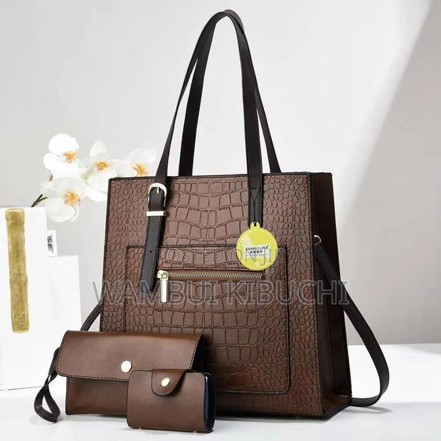 Ladies Handbags - thumbnail 13