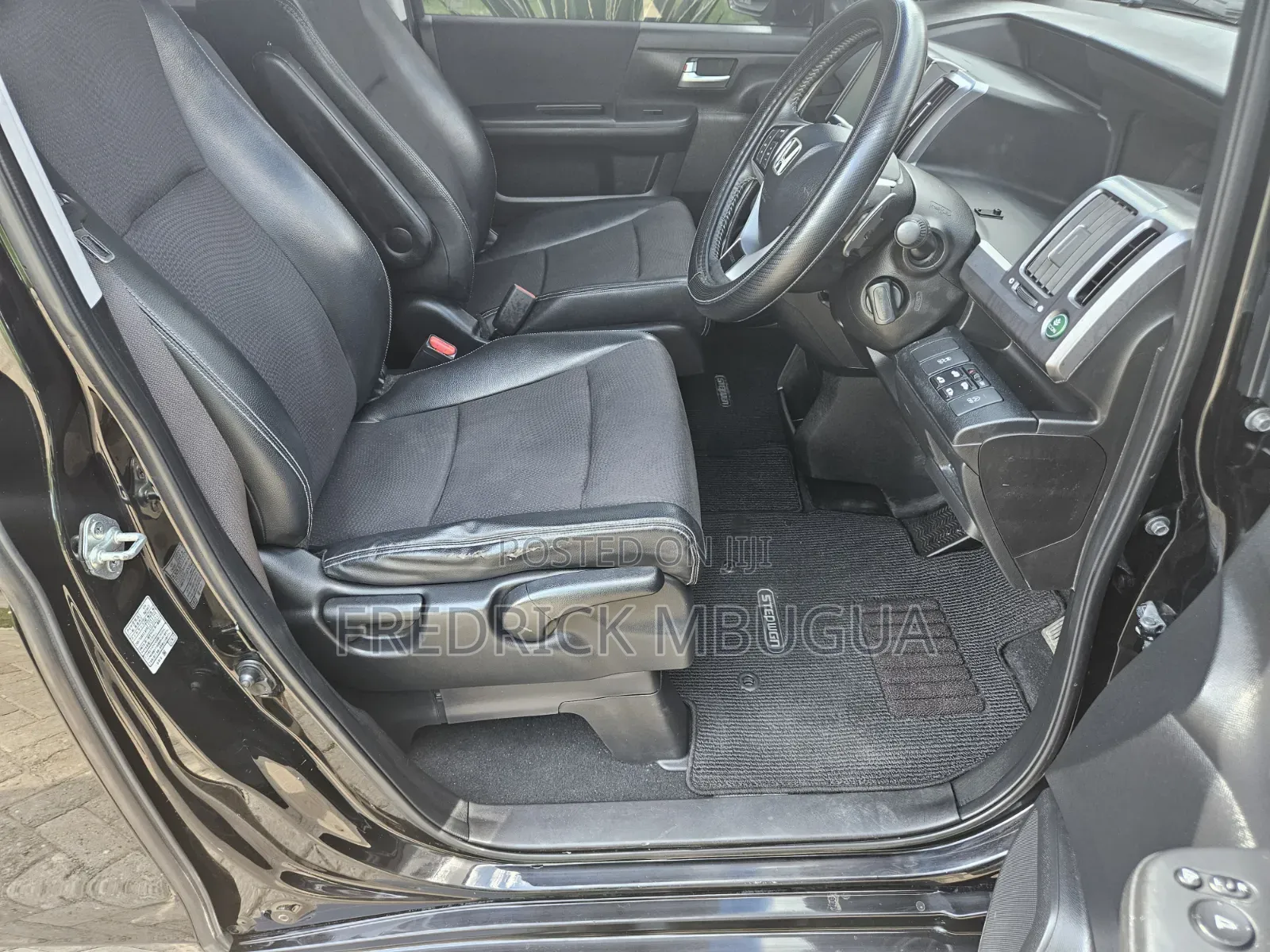 Honda Stepwgn 2014 Black