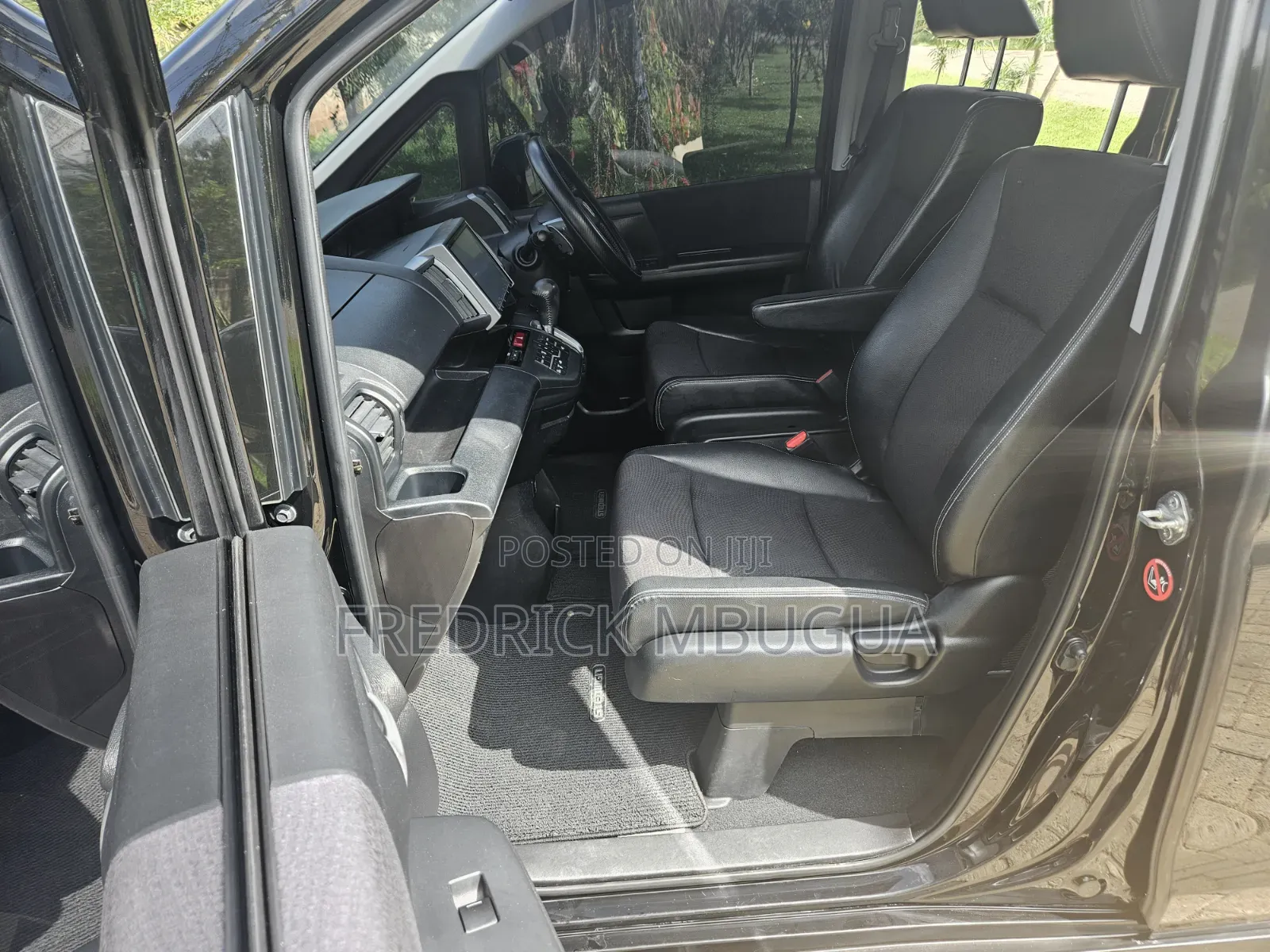 Honda Stepwgn 2014 Black