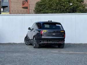 Land Rover Range Rover Vogue 2023 Gray