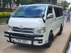 Toyota HiAce 2012 White
