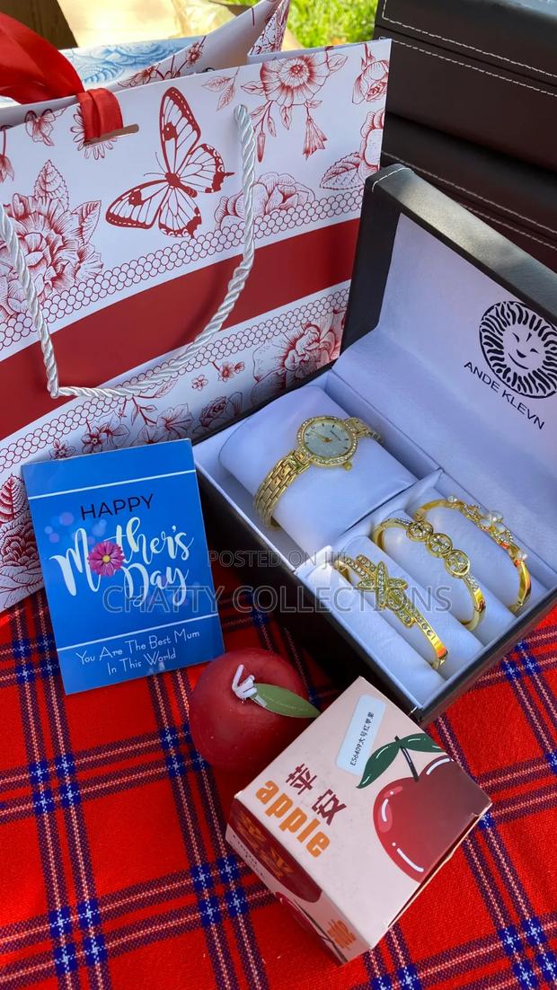 Ande Klevn and Scented Candle Mother's Day Gift Set - thumbnail 3