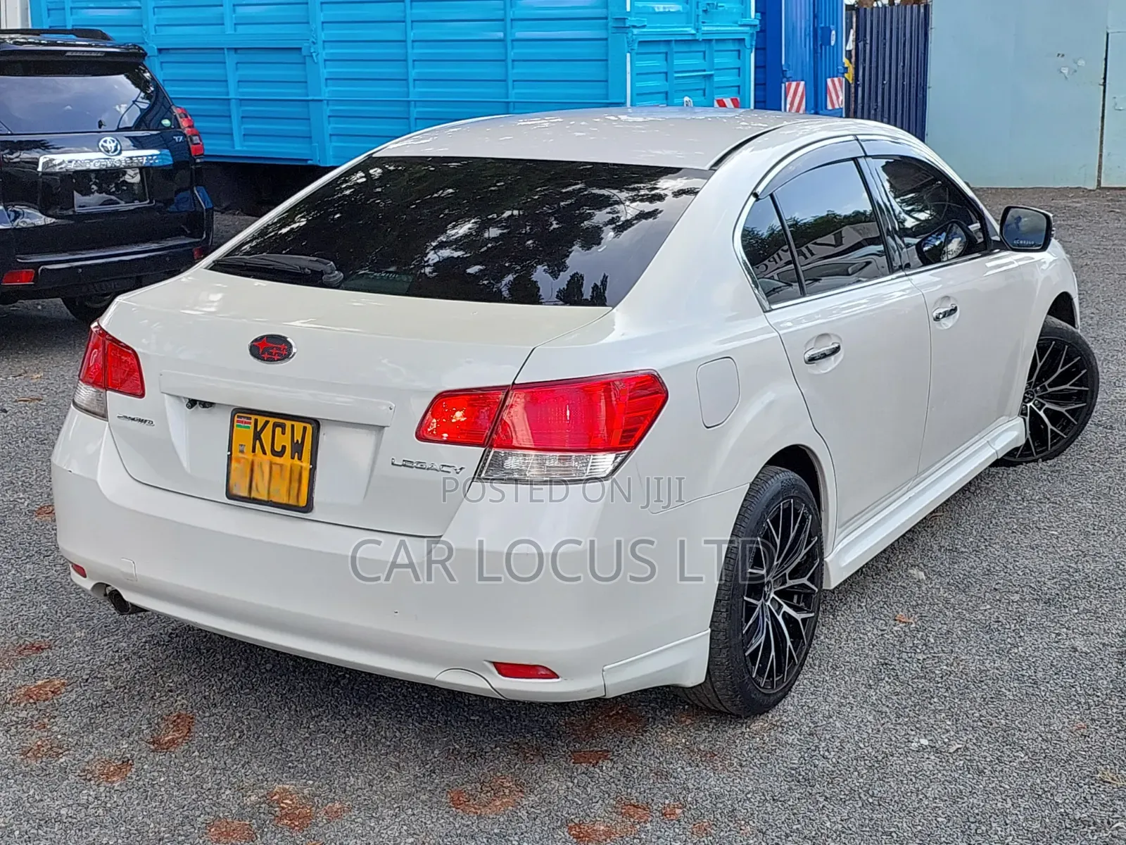 Subaru Legacy 2013 Pearl