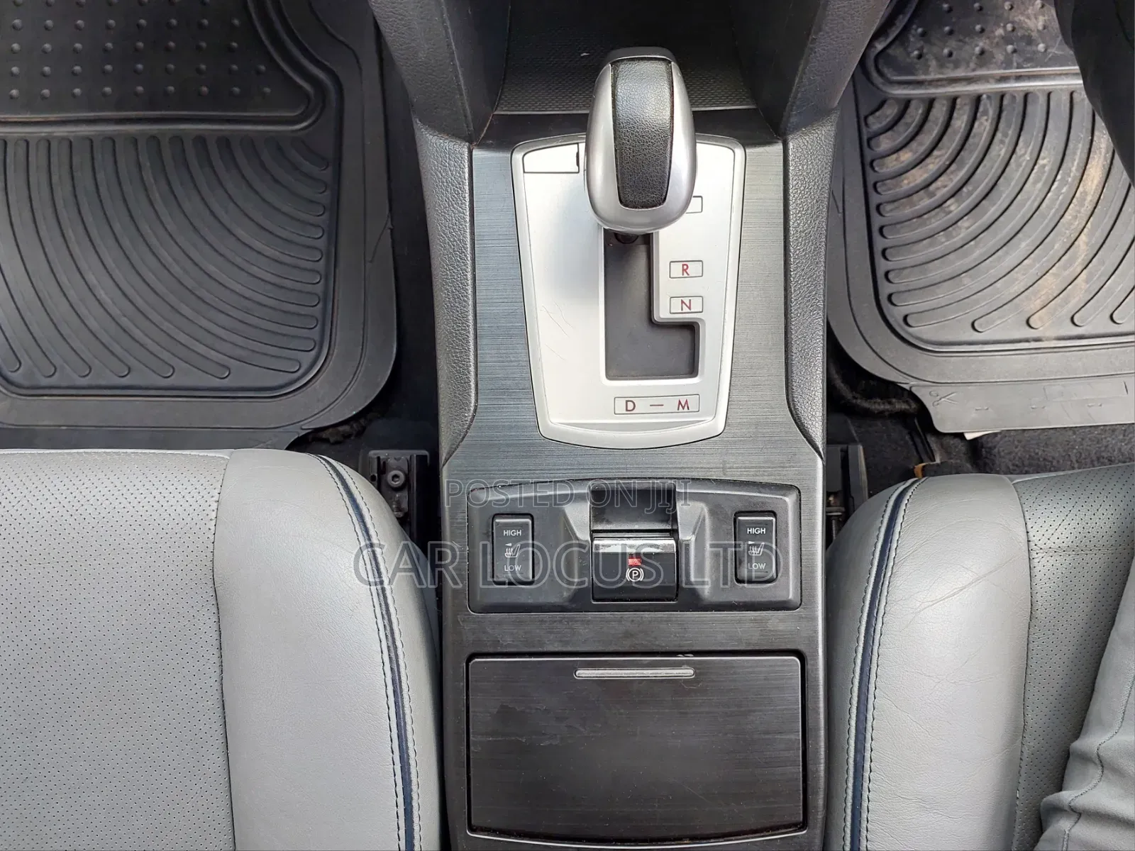 Subaru Legacy 2013 Pearl