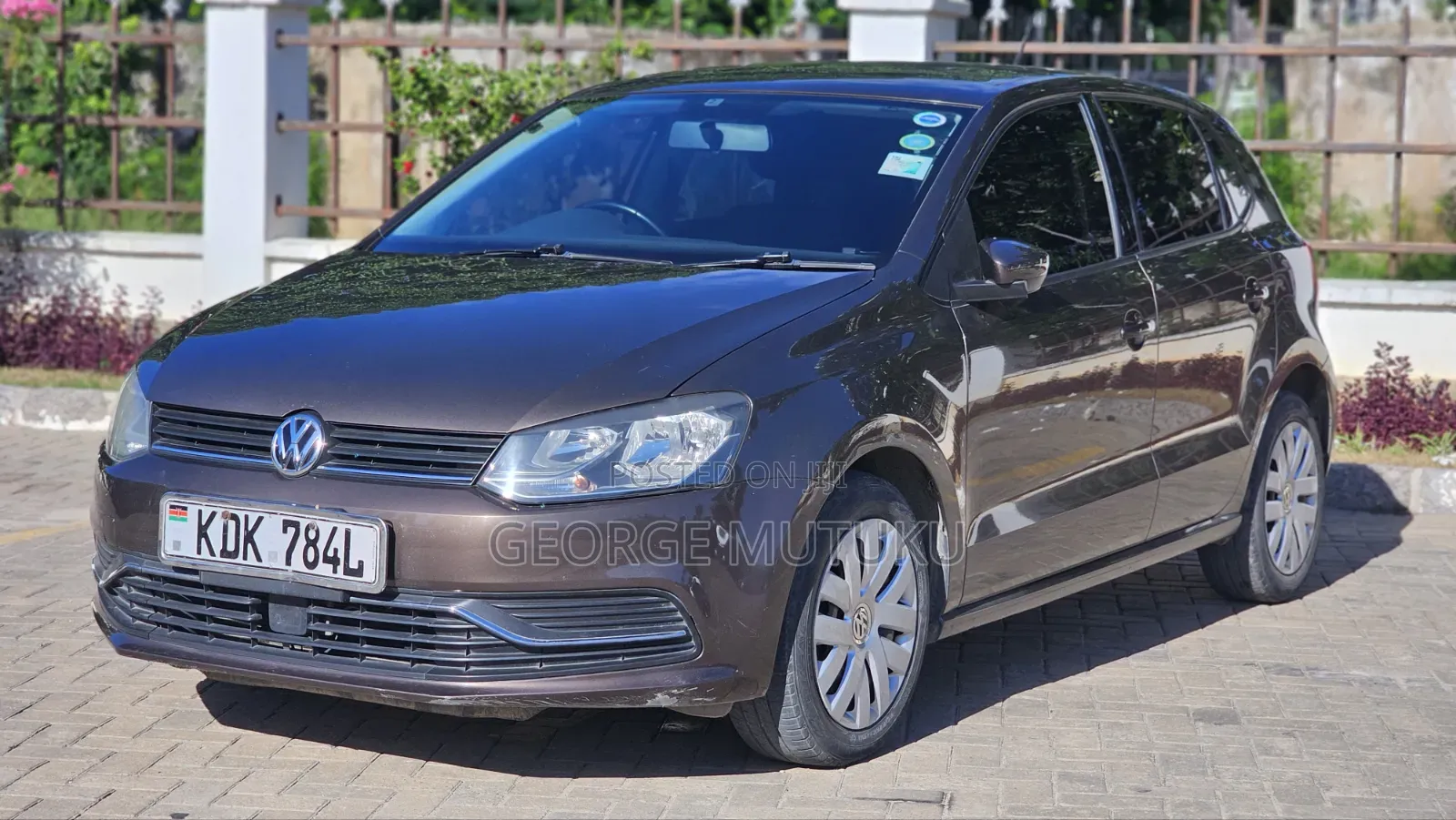 Volkswagen Polo 2015 Brown