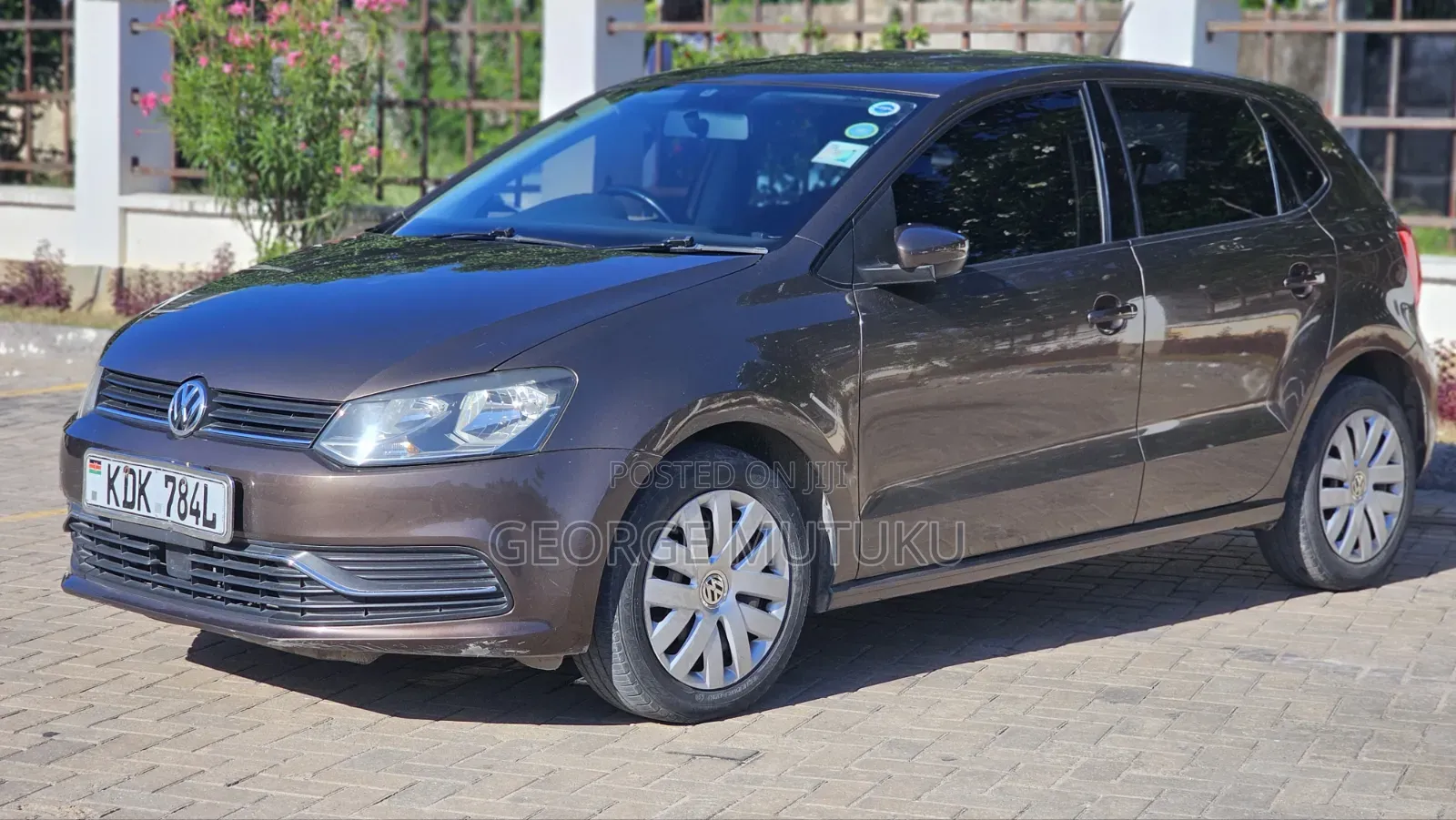 Volkswagen Polo 2015 Brown