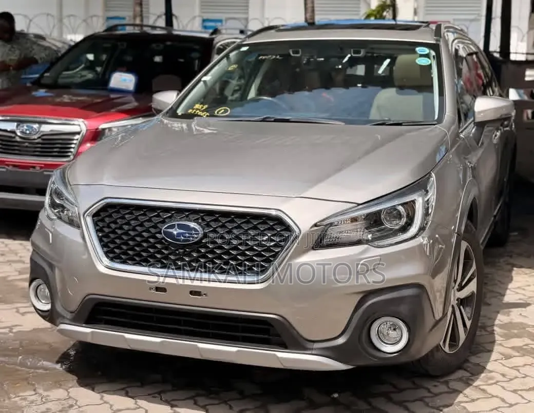 Subaru Outback 2019 Gold