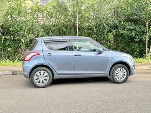 Suzuki Swift 2015 Gray