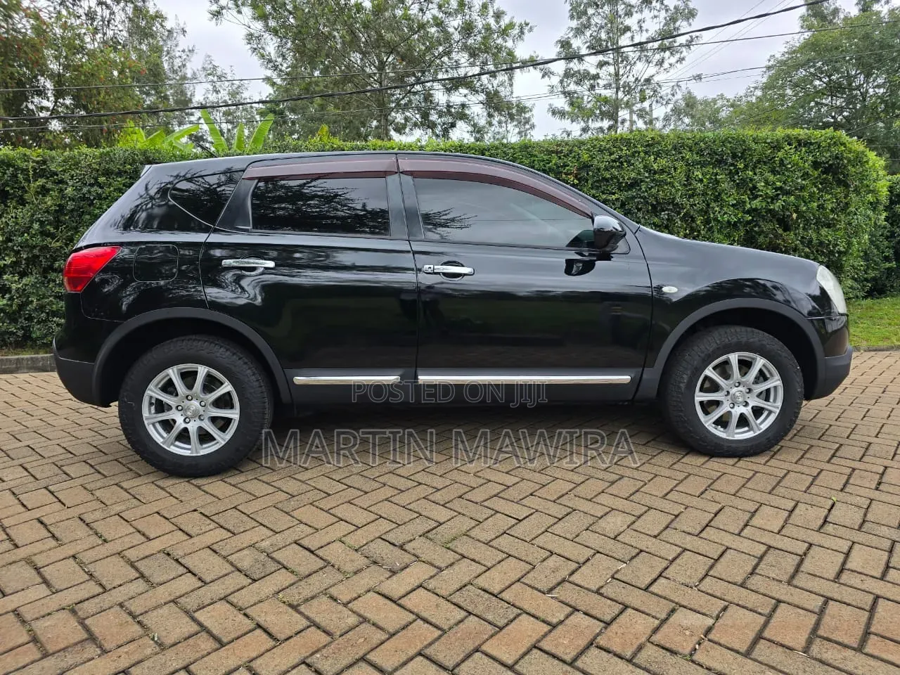 Nissan Dualis 2012 Black