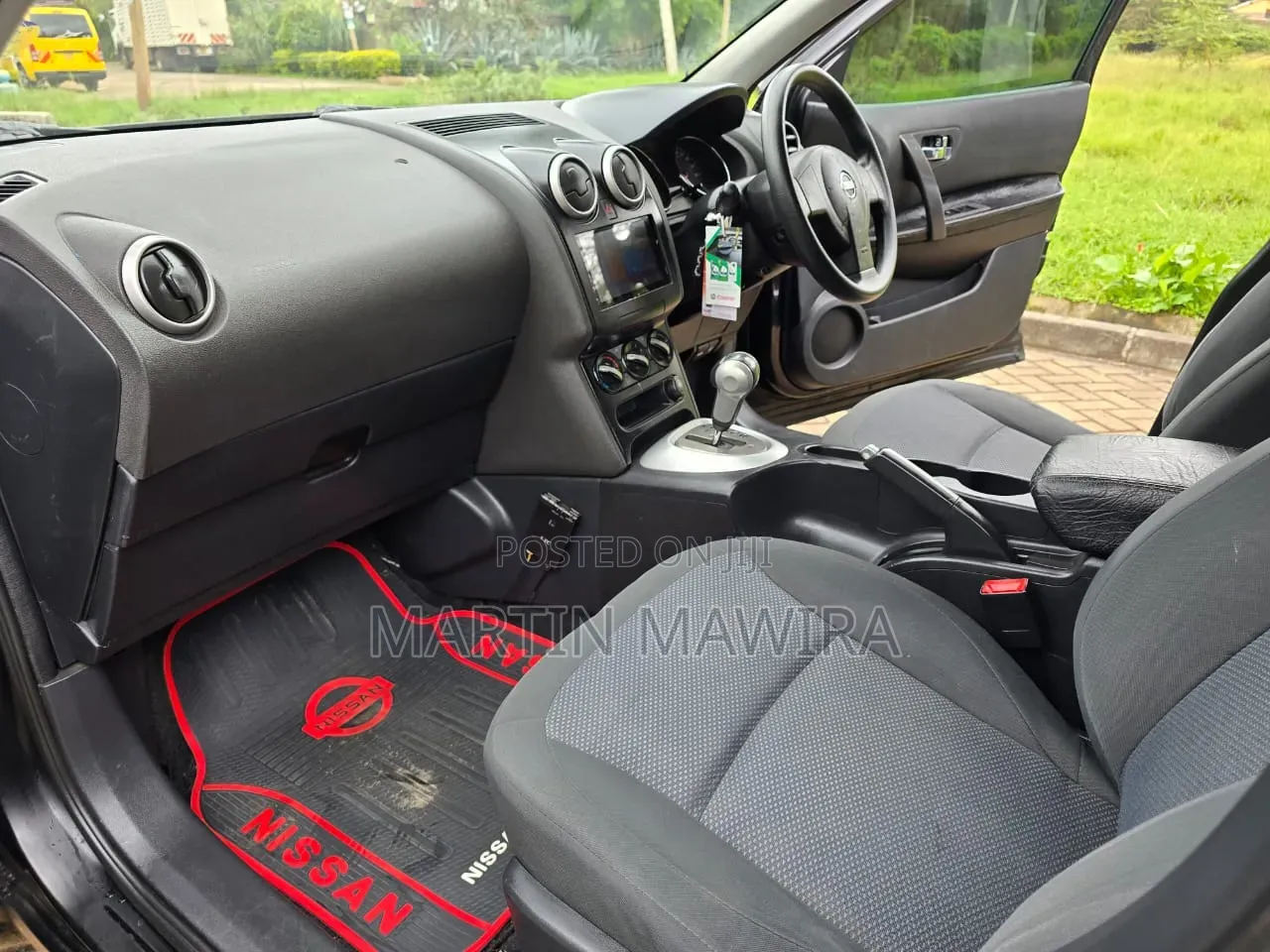 Nissan Dualis 2012 Black