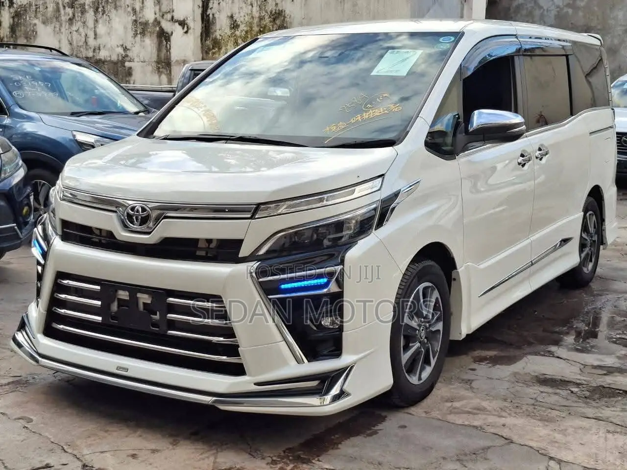 Toyota Voxy 2019 White