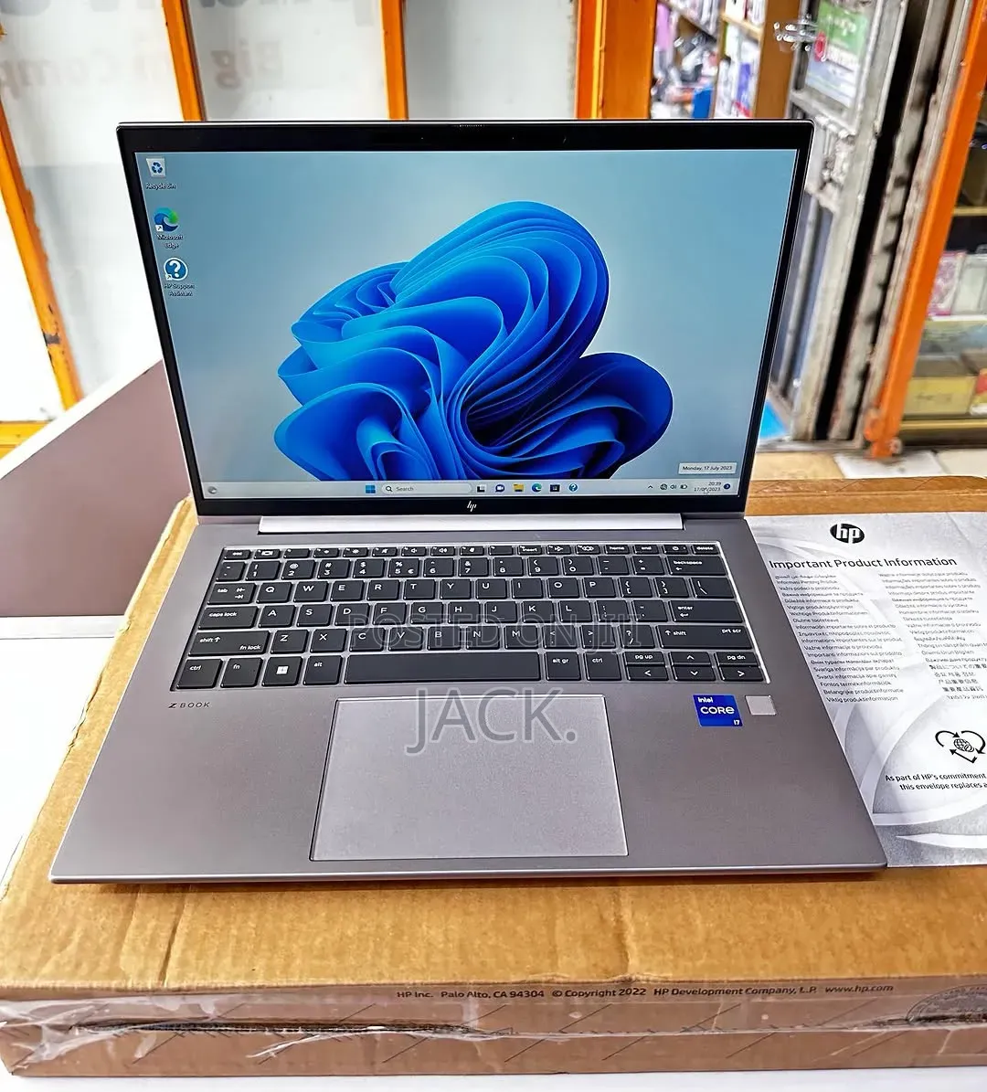 Laptop HP ZBook Firefly 16inch G9 16GB Intel Core i7 SSD 1T