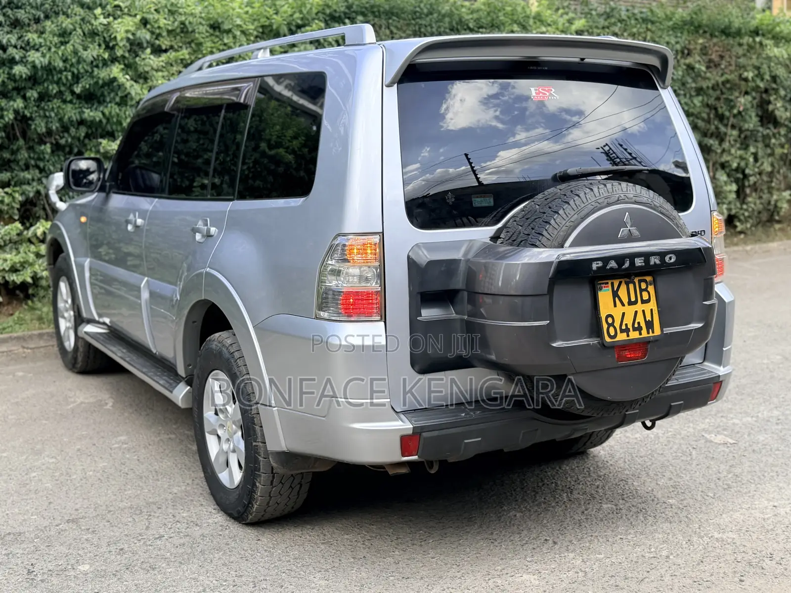 Mitsubishi Pajero V80 3.2 DI-D 2015 Silver