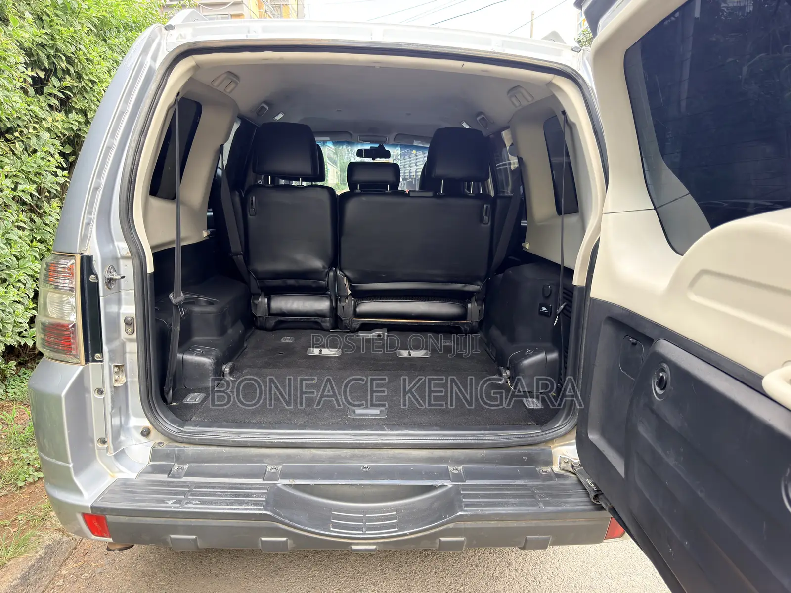 Mitsubishi Pajero V80 3.2 DI-D 2015 Silver