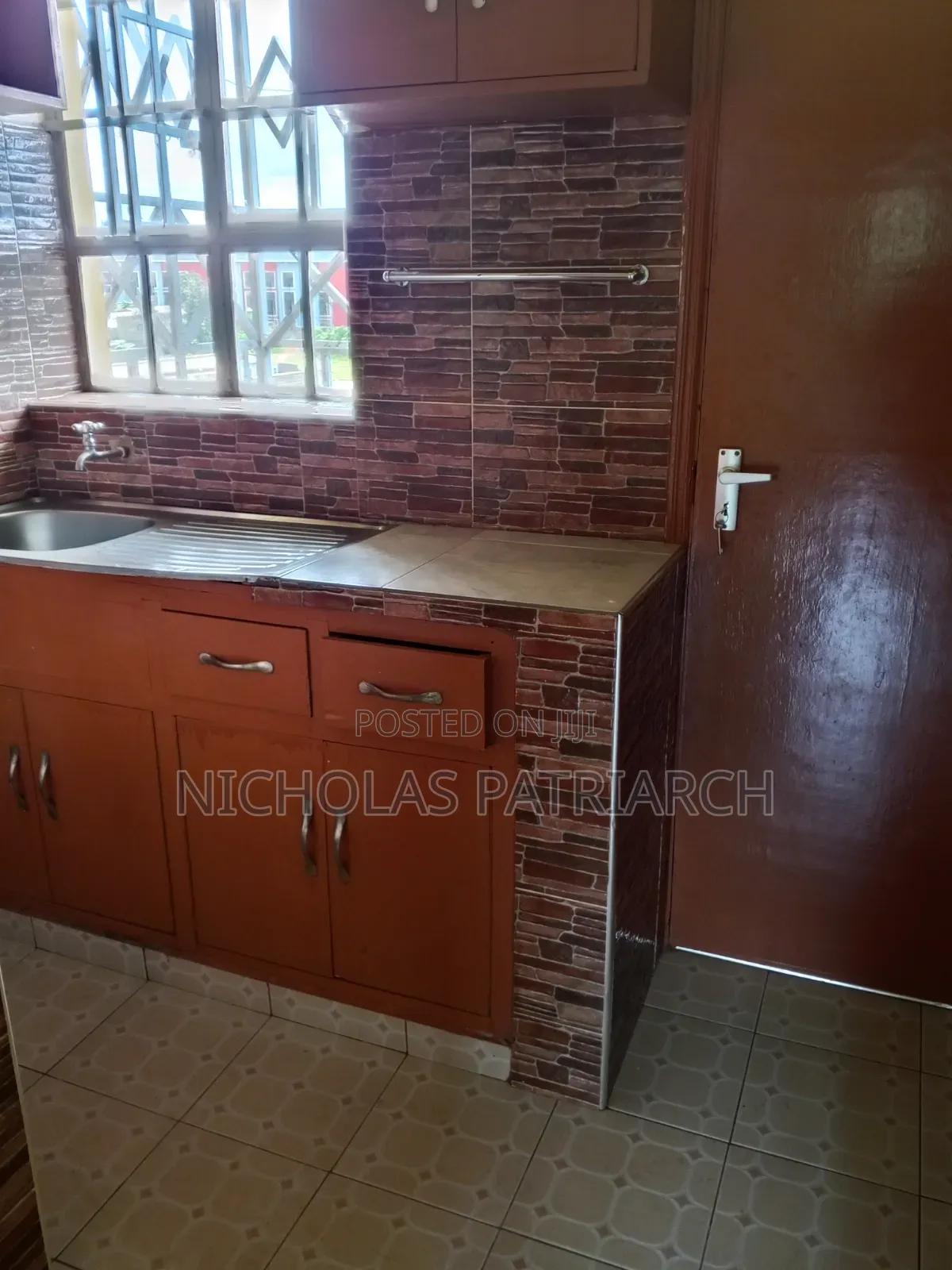 Mini Flat in Ebenezar, Junction for sale