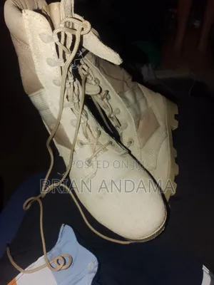 Slightly Used Boots – Clean Stylish