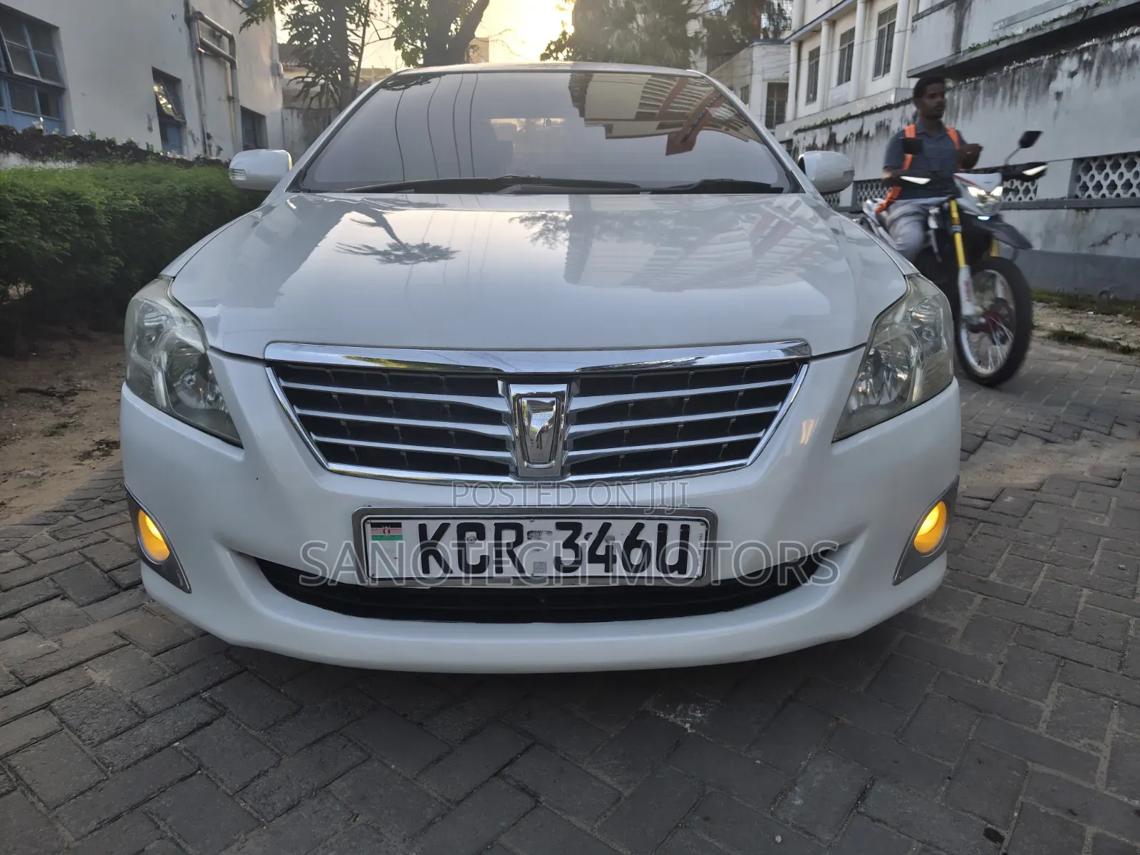 Toyota Premio 2011 White
