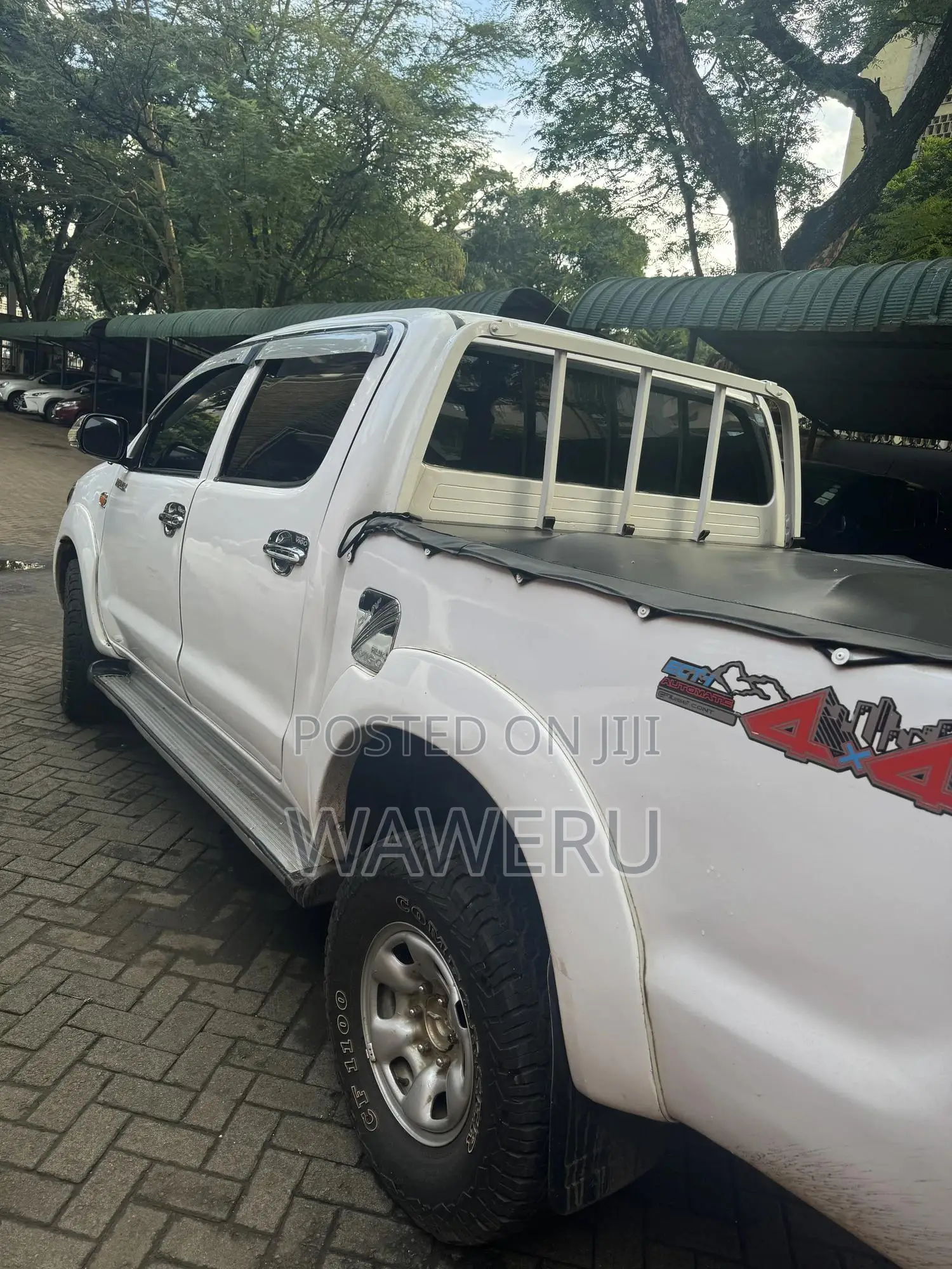 Toyota Hilux 2007 White