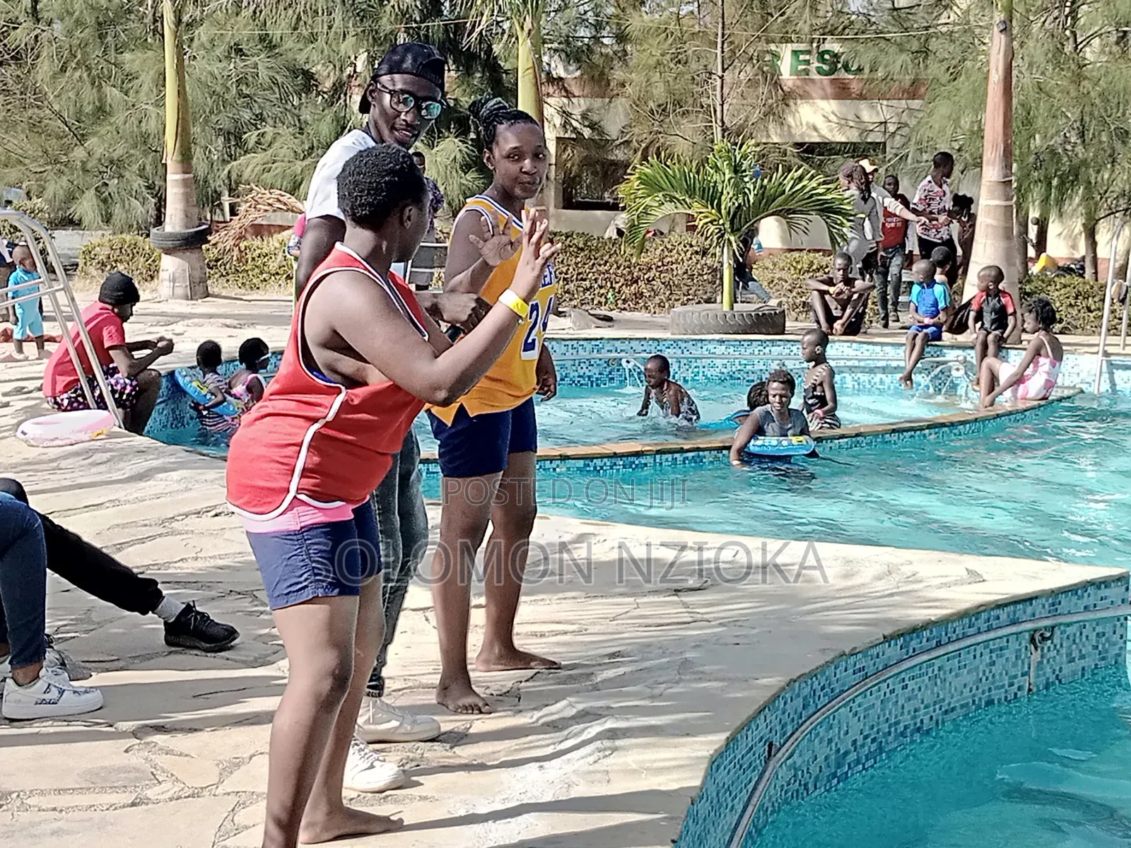Wonderland Resort, Komahill