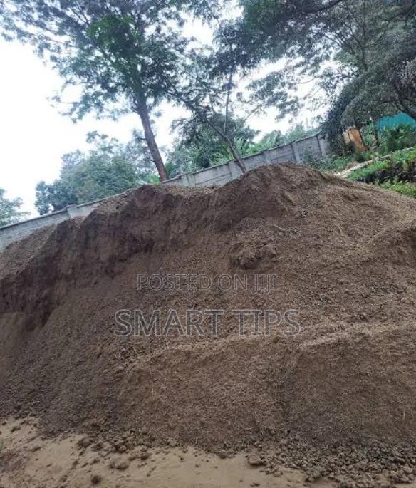 Goat Manure