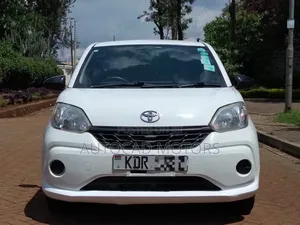 Toyota Passo 2017 White