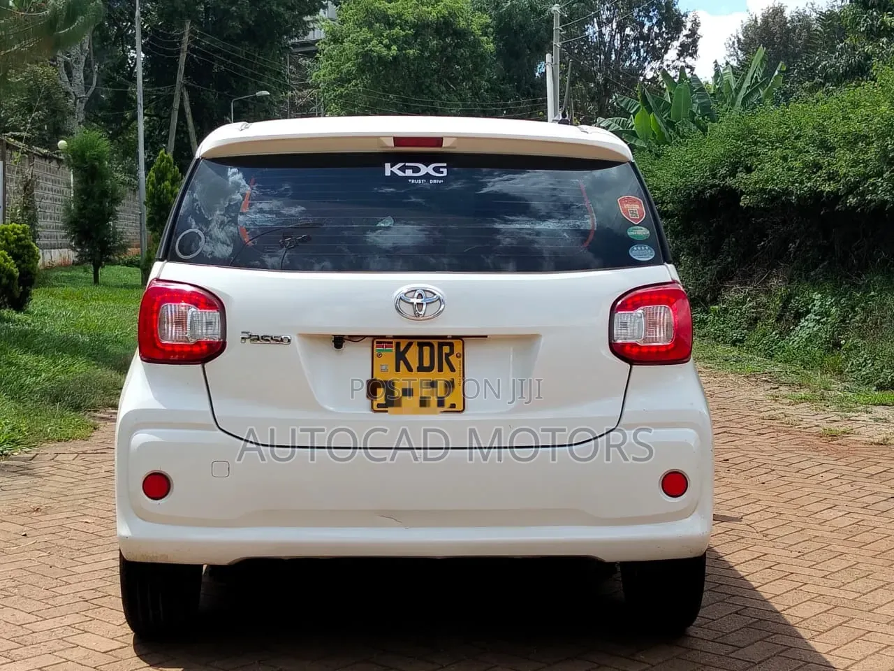 Toyota Passo 2017 White