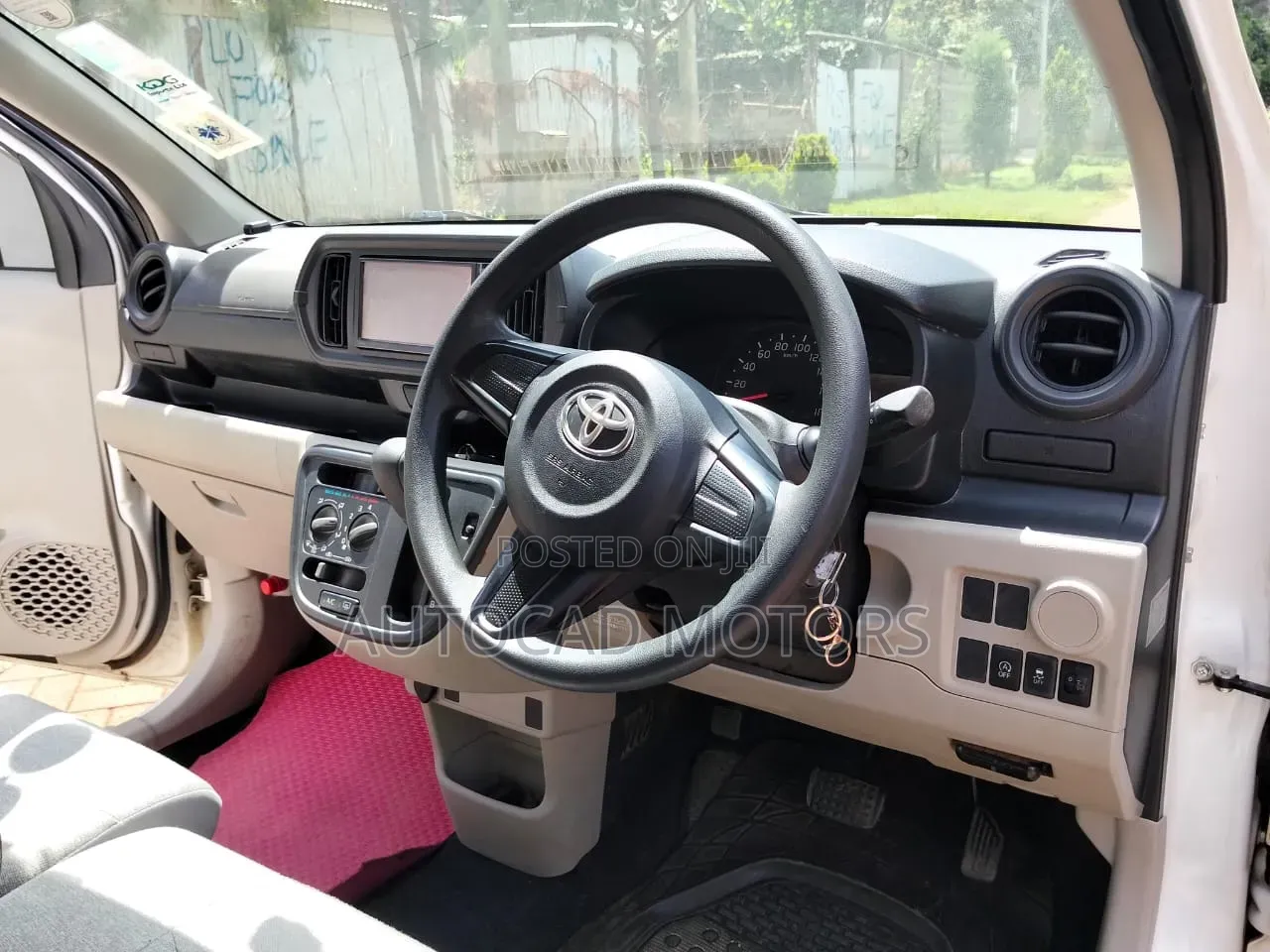 Toyota Passo 2017 White