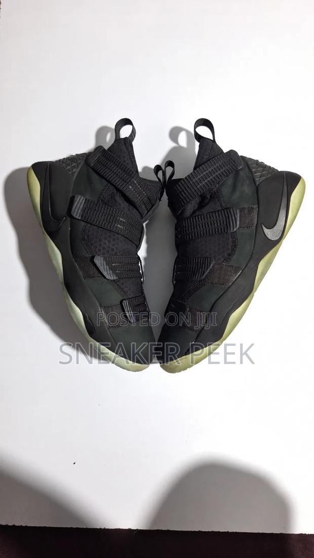 Basketball Shoes [Lebron] - thumbnail 4