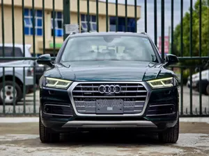 Audi Q5 2018 Green