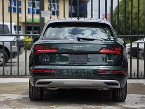 Audi Q5 2018 Green