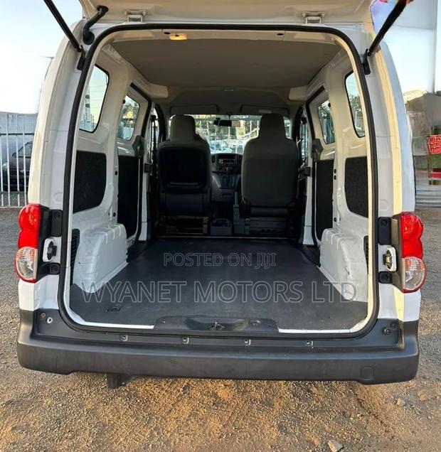 Nissan NV200 2019 White - thumbnail 9