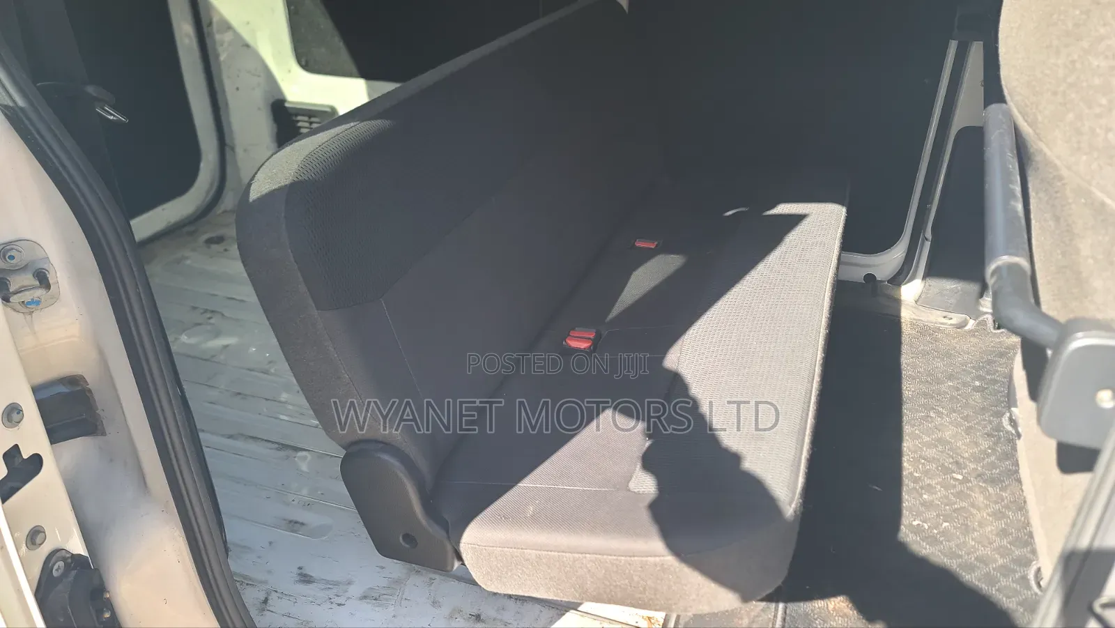 Nissan NV200 2019 White