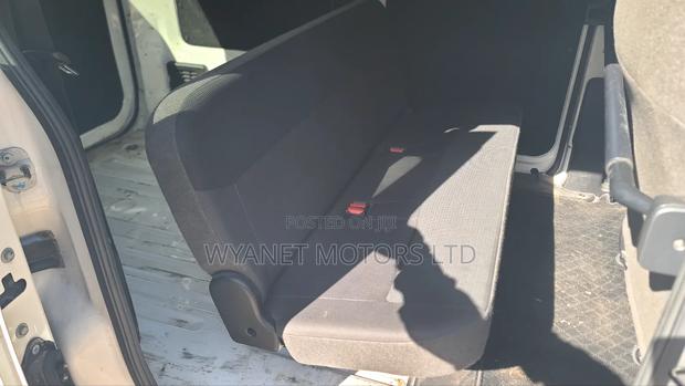 Nissan NV200 2019 White - thumbnail 13