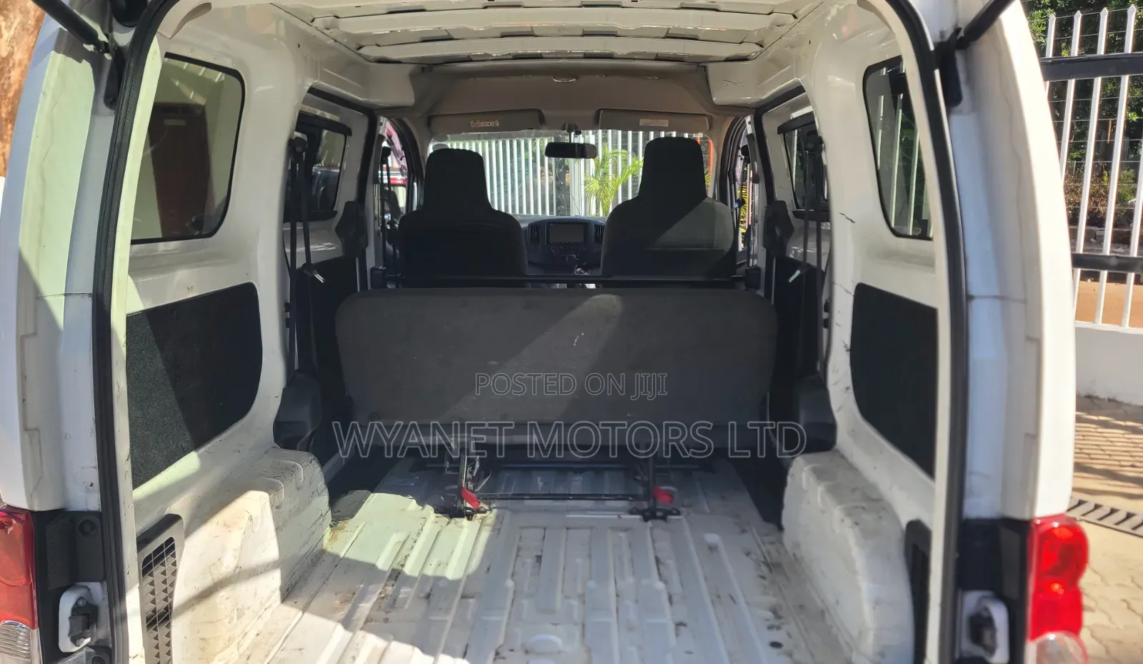 Nissan NV200 2019 White