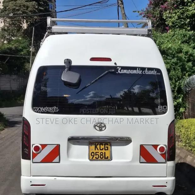 Toyota HiAce 2008 White - thumbnail 3