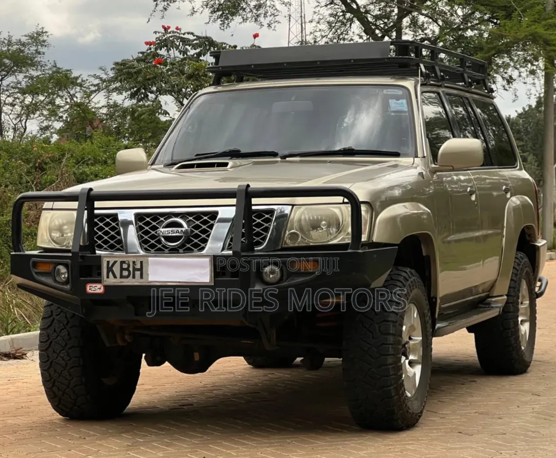 Nissan Patrol 3.0 TD GL 2008 Gold