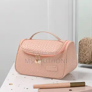 Soft Leather Cosmetics / Make Up Organizer